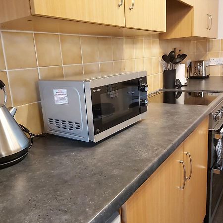 Inverness City Centre Apartment With Elevator And Google Chromecast Exteriör bild