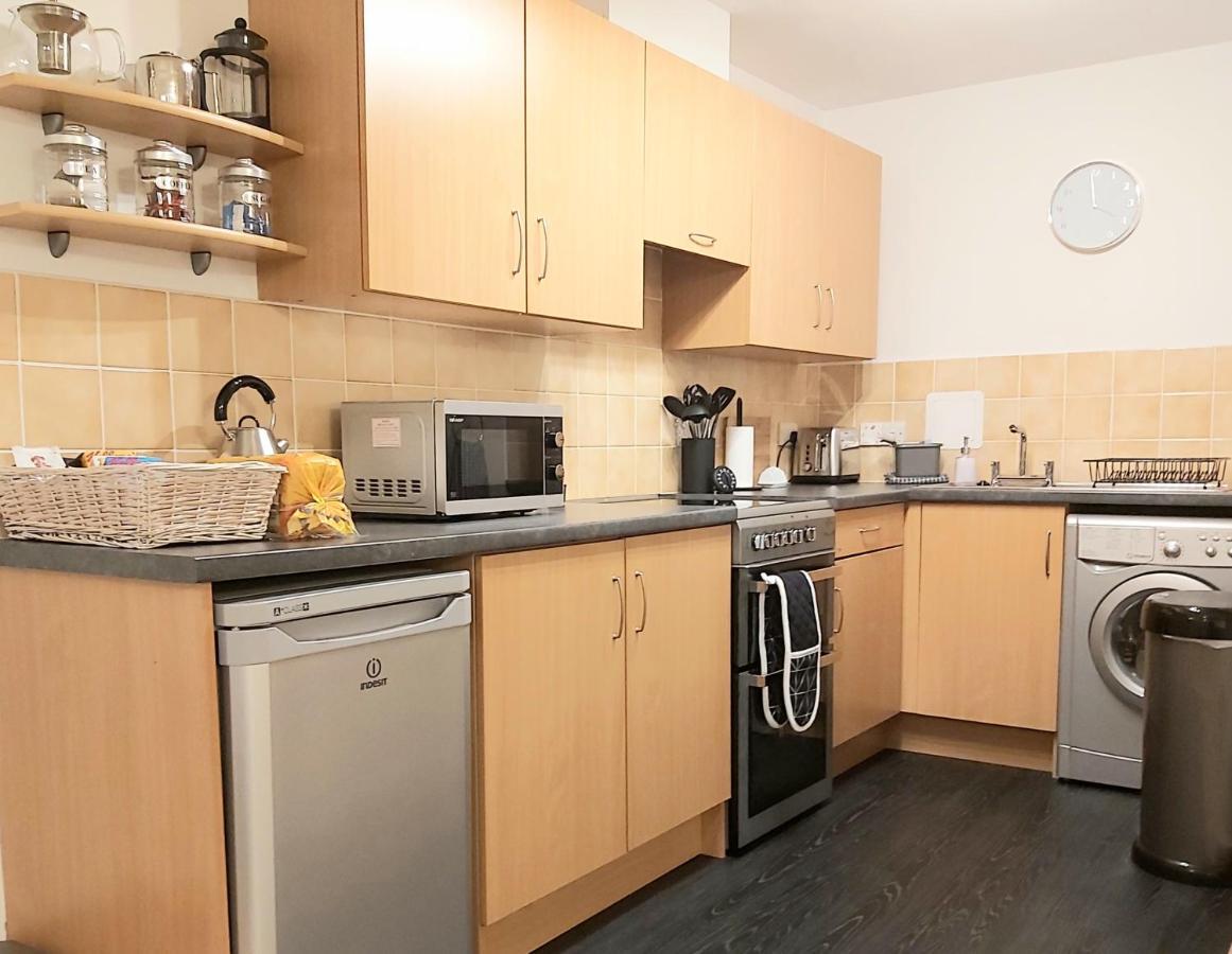 Inverness City Centre Apartment With Elevator And Google Chromecast Exteriör bild