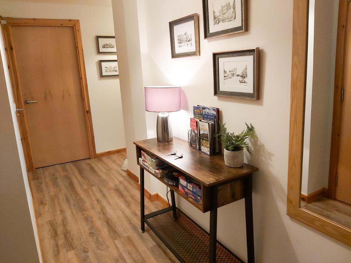 Inverness City Centre Apartment With Elevator And Google Chromecast Exteriör bild