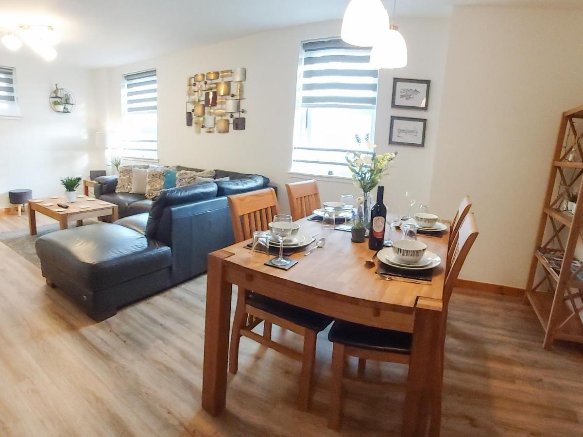 Inverness City Centre Apartment With Elevator And Google Chromecast Exteriör bild