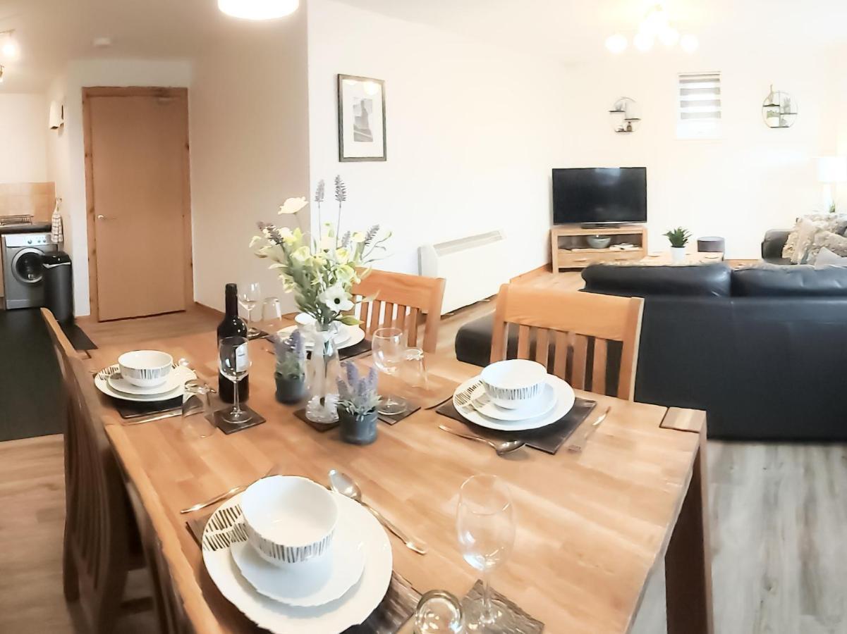Inverness City Centre Apartment With Elevator And Google Chromecast Exteriör bild