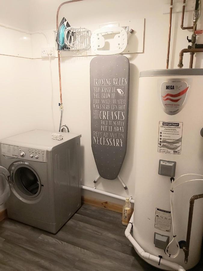Inverness City Centre Apartment With Elevator And Google Chromecast Exteriör bild